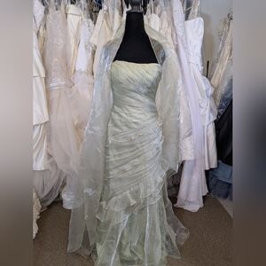 Theia Size 4 Sage Shimmer Organza Mermaid Gown w/ Shawl $895